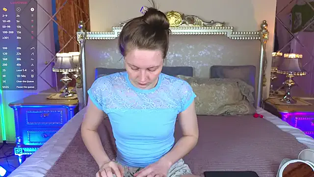 HolyBabyDoll from StripChat is Freechat