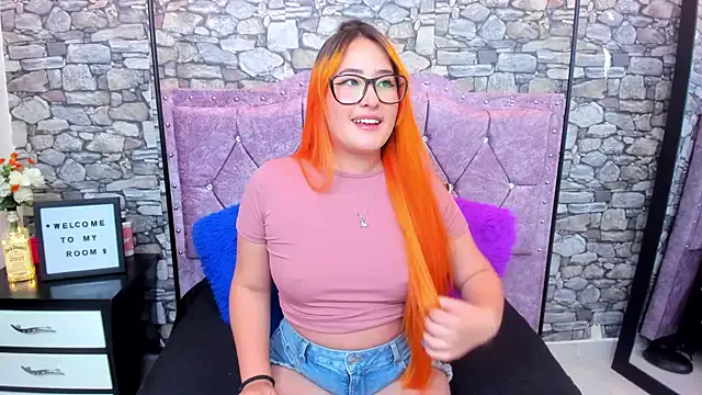 honey__lemon7 from StripChat is Freechat