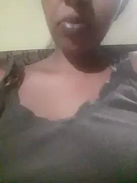 Honeygirl15 from StripChat is Freechat