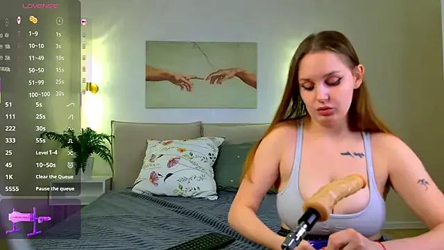 HoneyLace_ from StripChat is Freechat