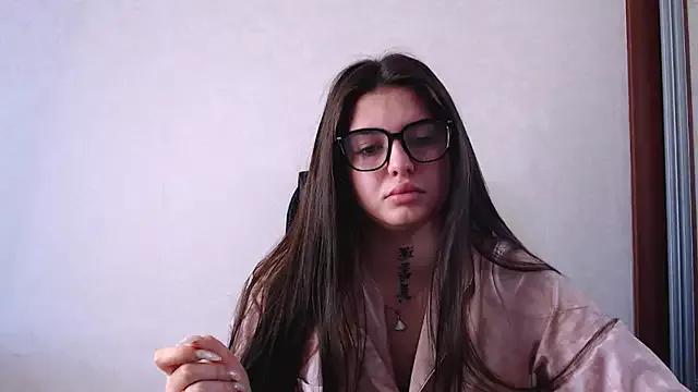 hoooot_mommy from StripChat is Freechat
