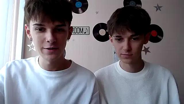 Hoot_Dude_ from StripChat