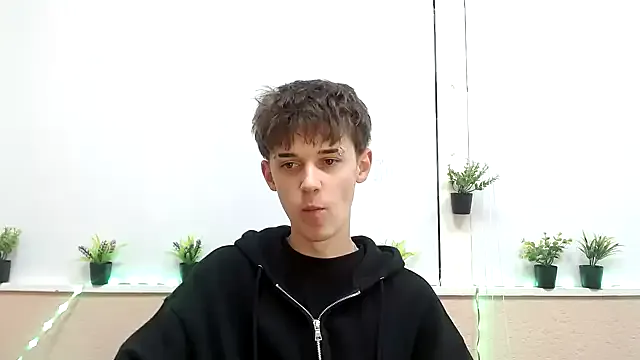 Hoot_Dude_ on StripChat 