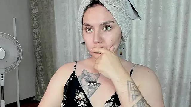 Hoot_owl_cb from StripChat