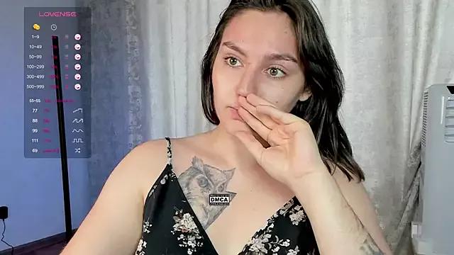 Hoot_owl_cb from StripChat