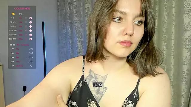 Hoot_owl_cb from StripChat