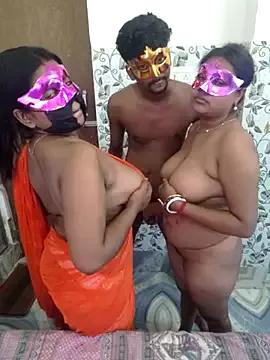 Horney_couple_4 from StripChat is Group