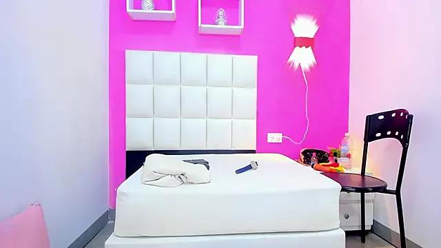Try our streaming cams variety and talk on a personal level with our adorable girls streamers, showing off their bountiful shapes and dildos.
