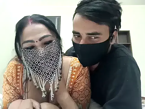 horny_milf_couple from StripChat is Freechat