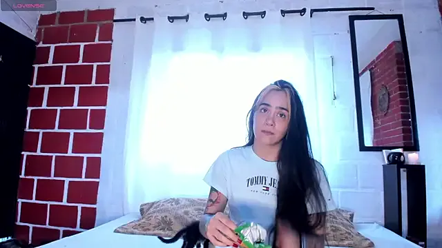 Try our streaming cams variety and talk on a personal level with our adorable girls streamers, showing off their bountiful shapes and dildos.