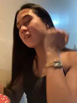 Horsecockgoddess from StripChat is Freechat