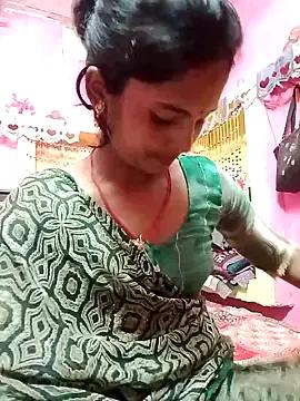 Hot_bbbb from StripChat is Freechat