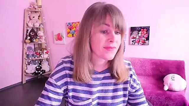Try our streaming cams variety and talk on a personal level with our adorable girls streamers, showing off their bountiful shapes and dildos.