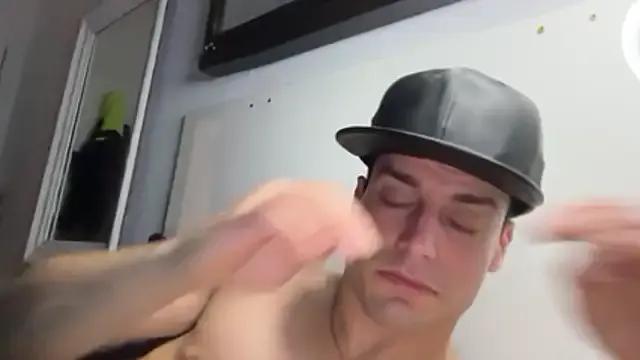 hot_shot_13 from StripChat is Freechat