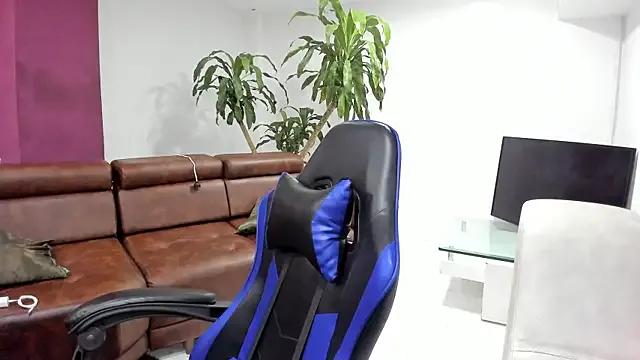 Try our streaming cams variety and talk on a personal level with our adorable girls streamers, showing off their bountiful shapes and dildos.