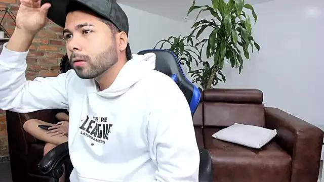 Try our streaming cams variety and talk on a personal level with our adorable girls streamers, showing off their bountiful shapes and dildos.