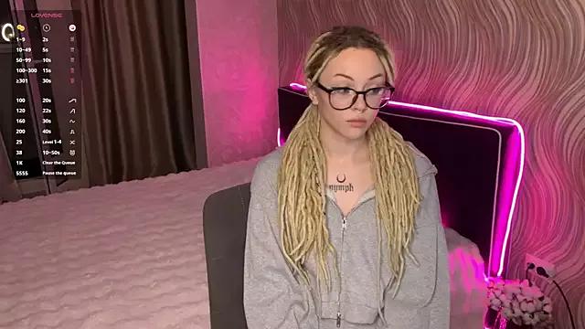 Try our streaming cams variety and talk on a personal level with our adorable girls streamers, showing off their bountiful shapes and dildos.