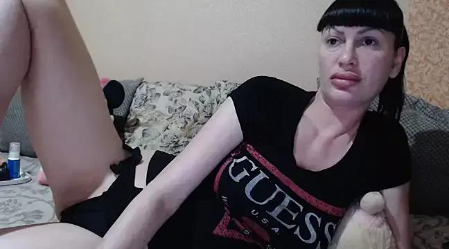 Try our streaming cams variety and talk on a personal level with our adorable girls streamers, showing off their bountiful shapes and dildos.
