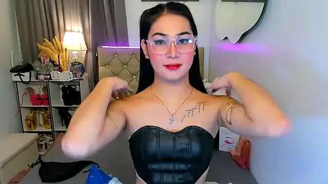 Try our streaming cams variety and talk on a personal level with our adorable girls streamers, showing off their bountiful shapes and dildos.
