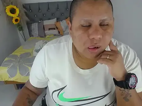 hotlesby_valery from StripChat is Freechat