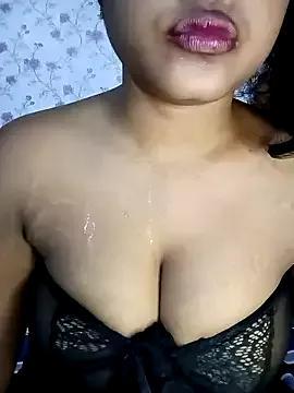 Hotlisa from StripChat is Freechat