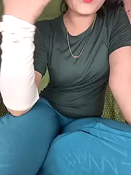 Hott_Nehaa on StripChat 