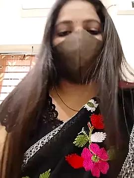 Hottamil_honey_couples from StripChat