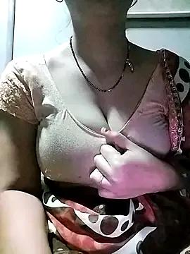 Hottestgirll from StripChat is Freechat