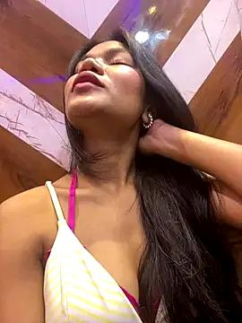 Hotti_lusi5911 from StripChat