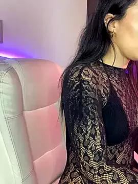 Hottie_kitten from StripChat is Freechat