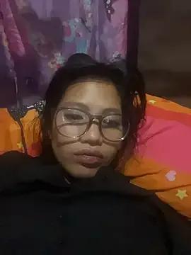 hottiebabe23 from StripChat is Freechat