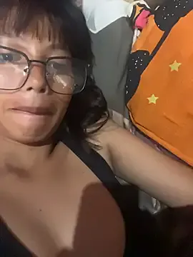 hottiebabe23 on StripChat 