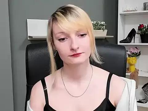 hottieBlair from StripChat is Freechat