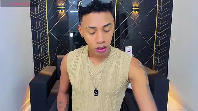 Hottwinkguys from StripChat