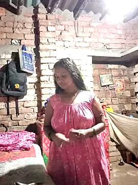 Hotty-dola from StripChat