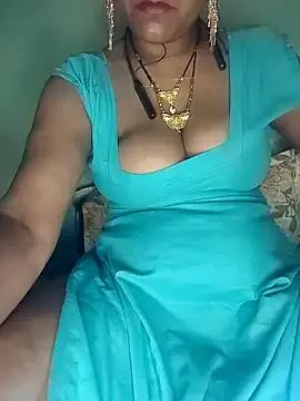 Hotty-Monaa from StripChat