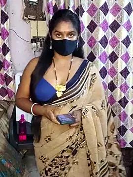 Hotty-rimi from StripChat