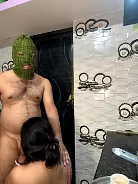 Hotty_Mona from StripChat