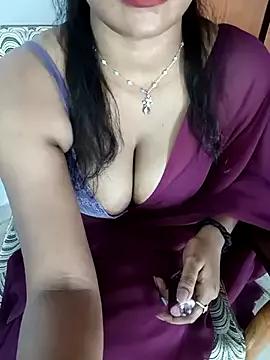 Hotty_Navyaaa from StripChat