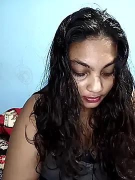 HottyOlly from StripChat is Freechat