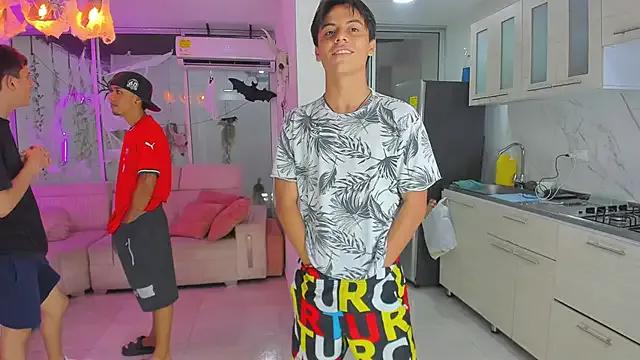 Houseofwarrios from StripChat is Freechat
