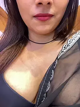 hpshshhy on StripChat 