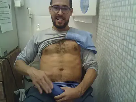 HS-hotsmile on StripChat 