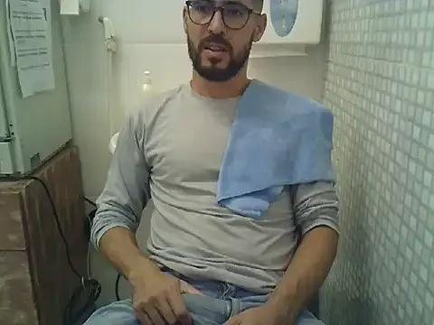 HS-hotsmile from StripChat