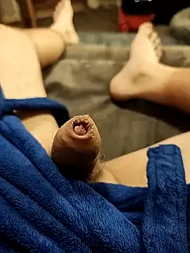 hubbyfun19 on StripChat 