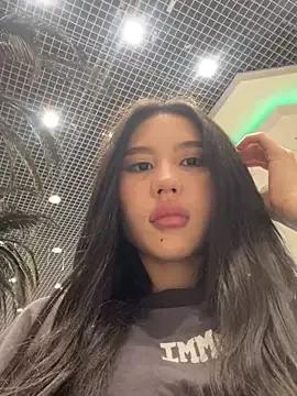 Hunnybanana from StripChat