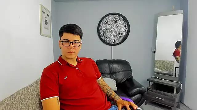 HunterRush_ from StripChat is Freechat