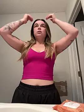 hurricanehayley777 from StripChat