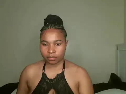 I-am-iconic from StripChat is Freechat