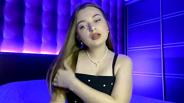 I_am_your_diamond from StripChat is Freechat